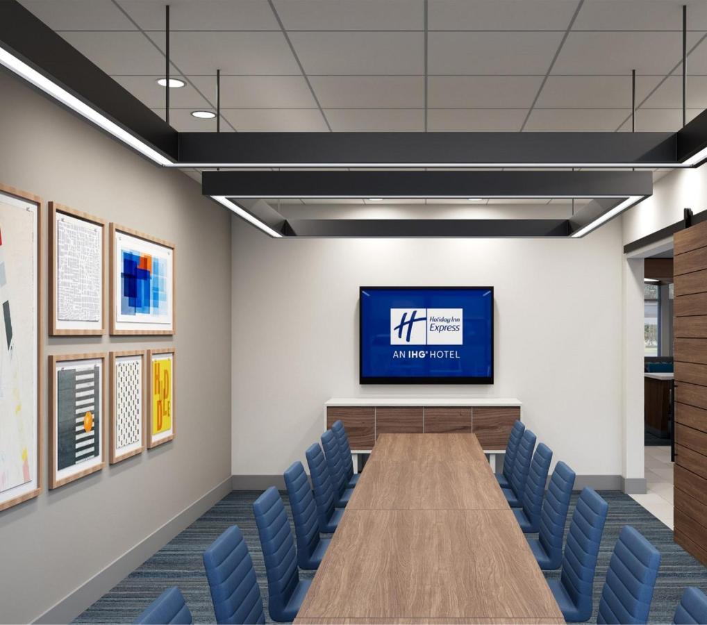 Holiday Inn Express & Suites - Courtenay - Comox By Ihg エクステリア 写真