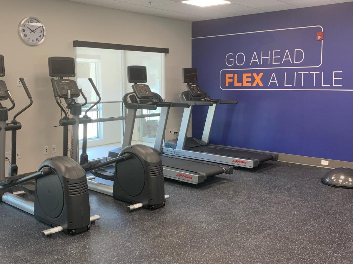 Holiday Inn Express & Suites - Courtenay - Comox By Ihg エクステリア 写真