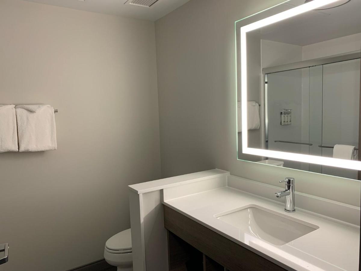 Holiday Inn Express & Suites - Courtenay - Comox By Ihg エクステリア 写真